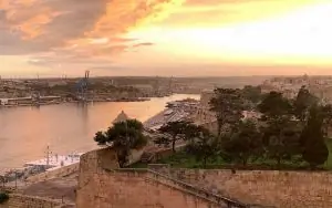 English Path Malta