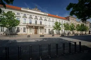Varşova Üniversitesi