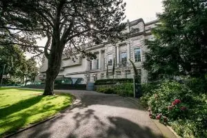 Queen’s University Belfast