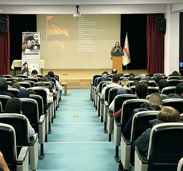ELT Sakarya’dan Mefkûre Okullarında “Yurtdışında Üniversite” Semineri