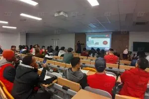 Varşova Ekonomi ve İnsan Bilimleri Üniversitesi