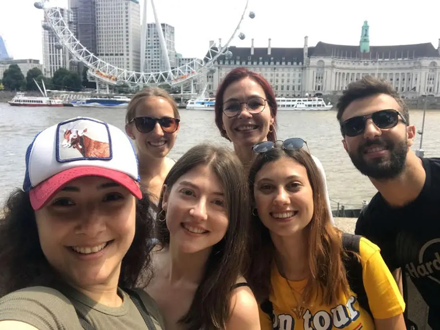 Simge Konuş – St Giles Brighton