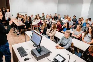 Varşova Ekonomi Üniversitesi