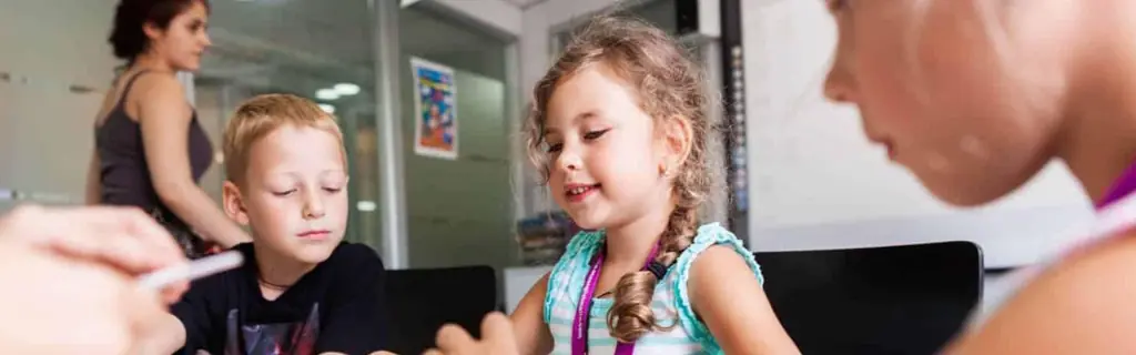 ACE English Aile Programı