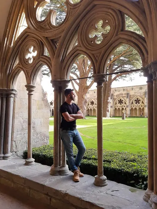 Mustafa Görkem – Bournemouth Üniversitesi