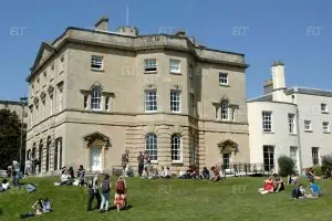Bristol Üniversitesi