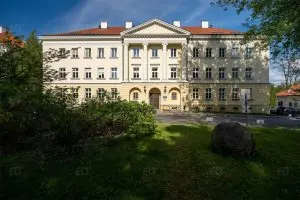 Varşova Üniversitesi