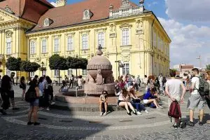 Budapeşte Eötvös Loránd Üniversitesi (ELTE)