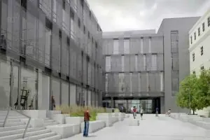 Poznan Güzel Sanatlar Akademisi