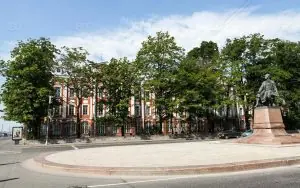 St. Petersburg Üniversitesi