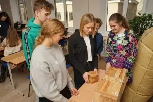 Ekonomi ve Kültür Üniversitesi (EKA)