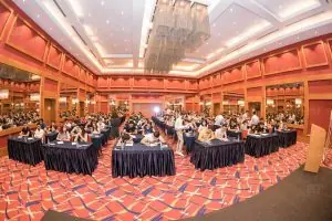 Varşova Ekonomi ve İnsan Bilimleri Üniversitesi