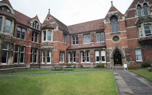 ILC INTERNATIONAL LANGUAGE CENTRES
