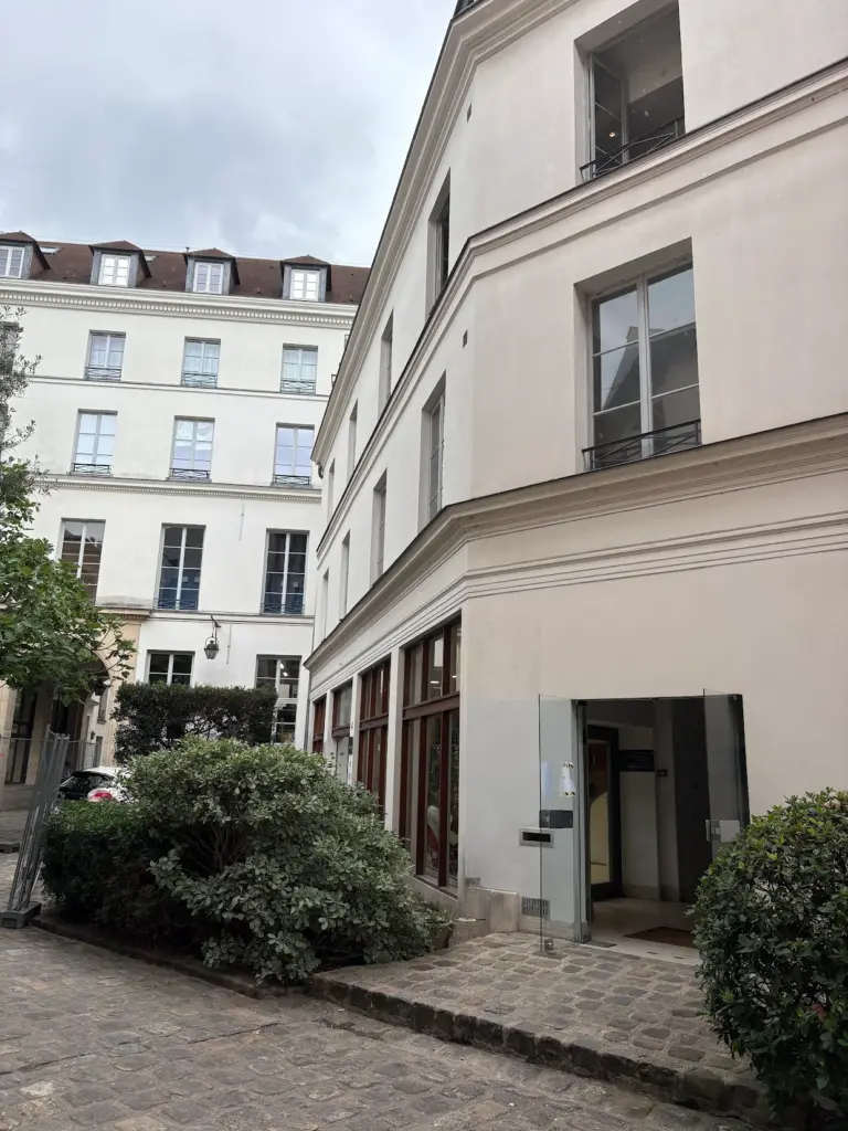 Murat K. – Bayswater Paris